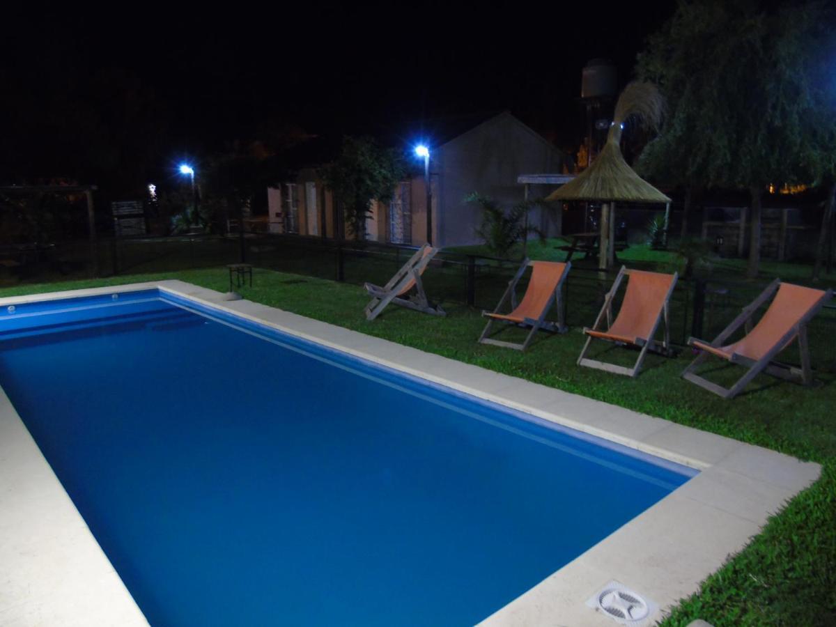 Aitue Bungalows Gualeguaychu Exterior photo