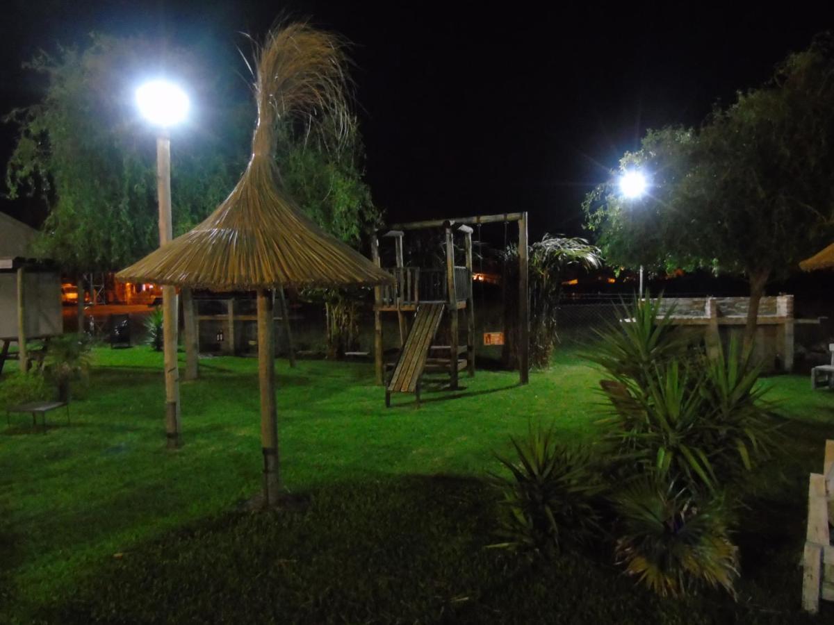 Aitue Bungalows Gualeguaychu Exterior photo